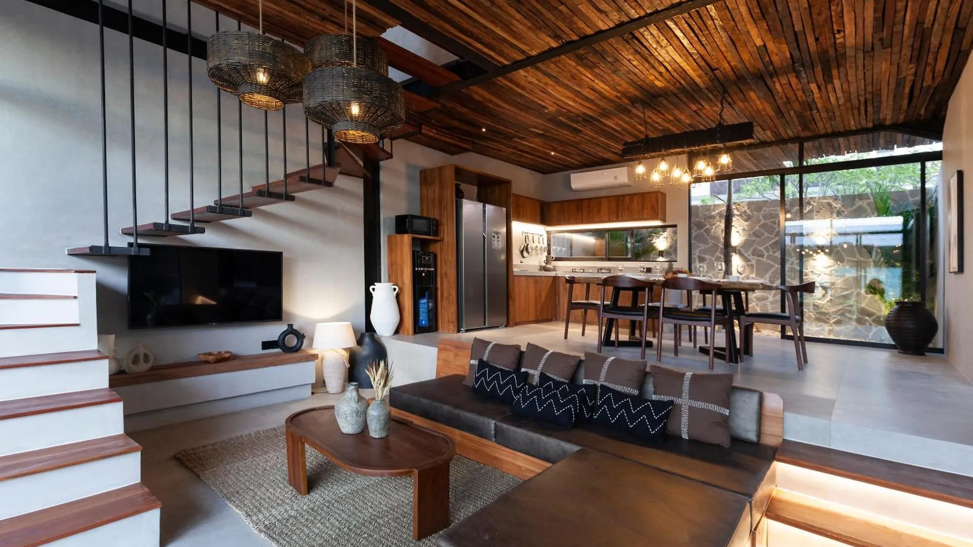 Casa Amani Industrial Style Villa Kerobokan  Indonesia