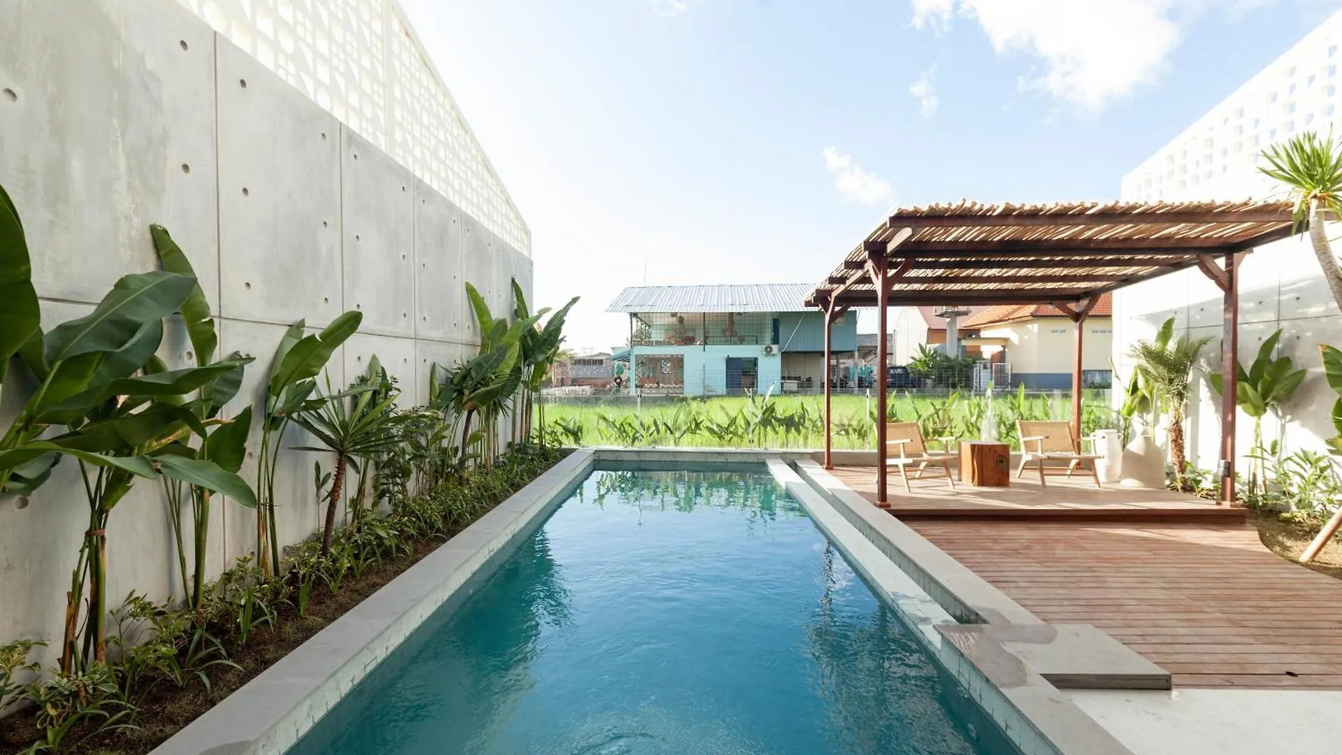 Casa Amani Industrial Style Villa Kerobokan